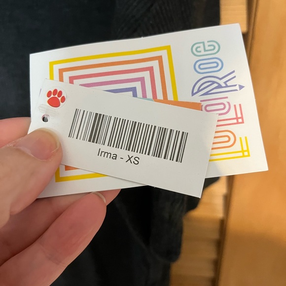 NWT Lularoe Charcoal Gray Ribbed Irma - Picture 3 of 3